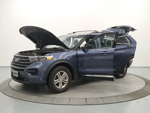 Used 2021 Blue Ford XLT image 11