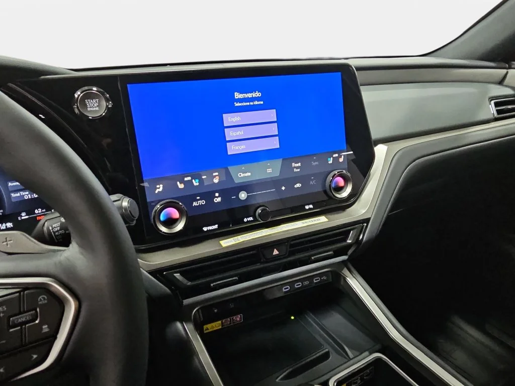 New 2026 Wind Chill Pearl Lexus PREMIUM AWD image 19