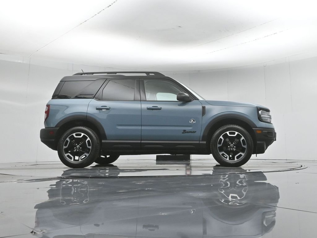Used 2022 Gray Ford Outer Banks image 51