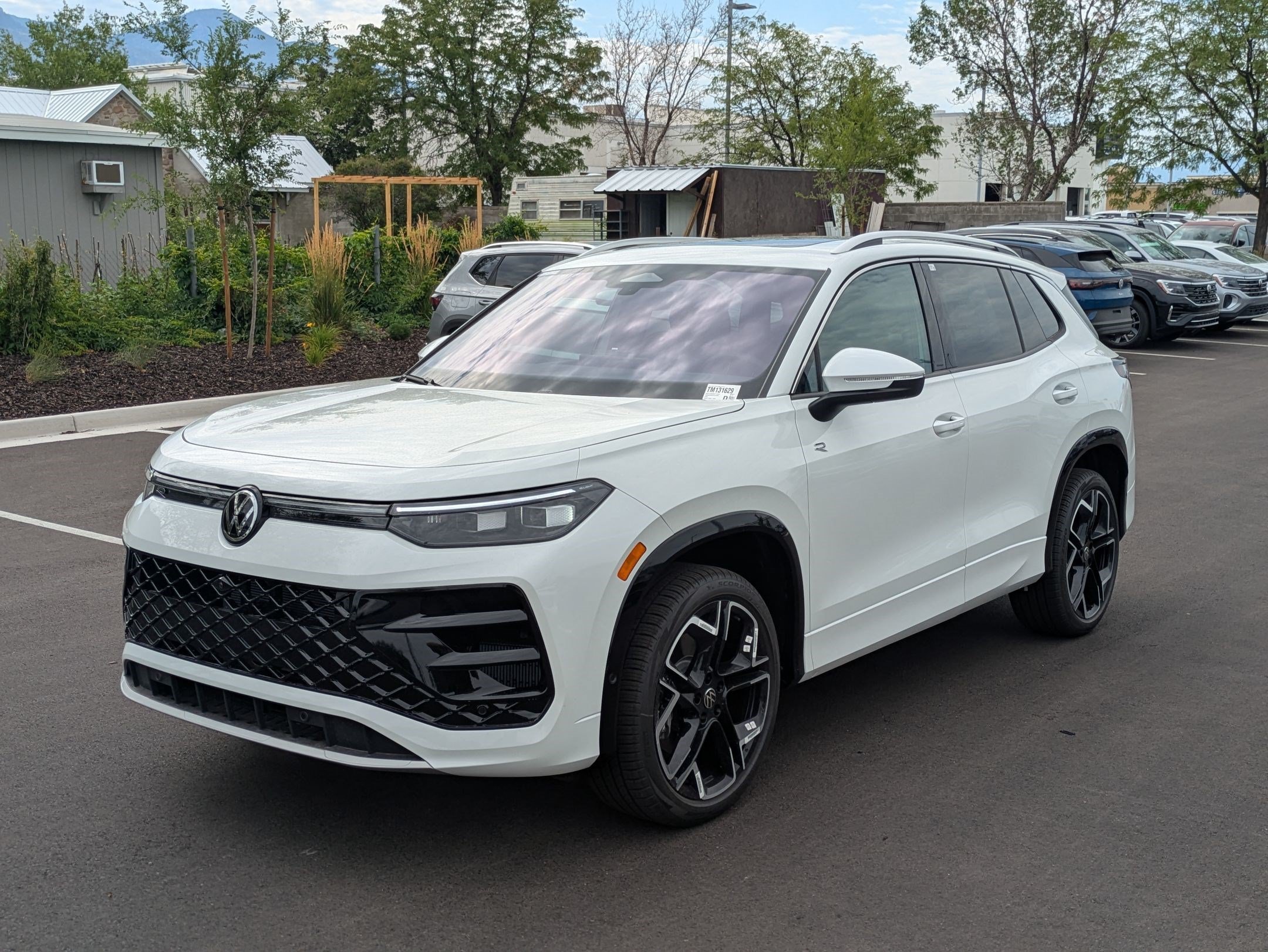 New 2026 White Volkswagen SEL R-Line Turbo image 8