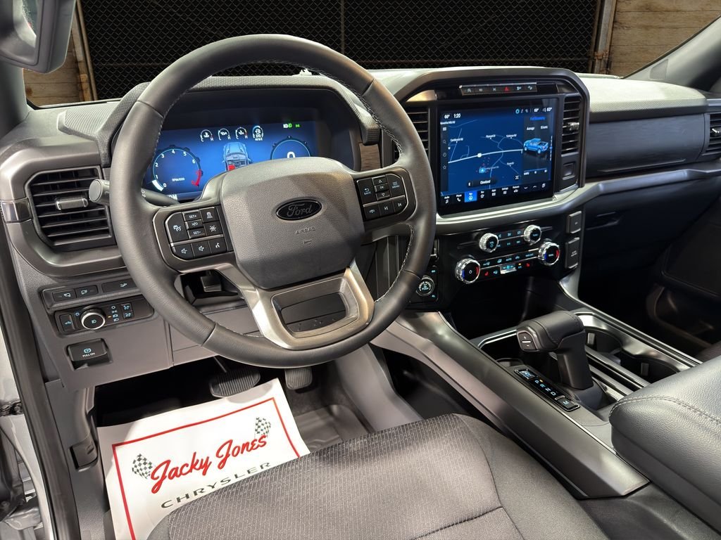 Used 2024 Iconic Silver Metallic Ford XLT image 6