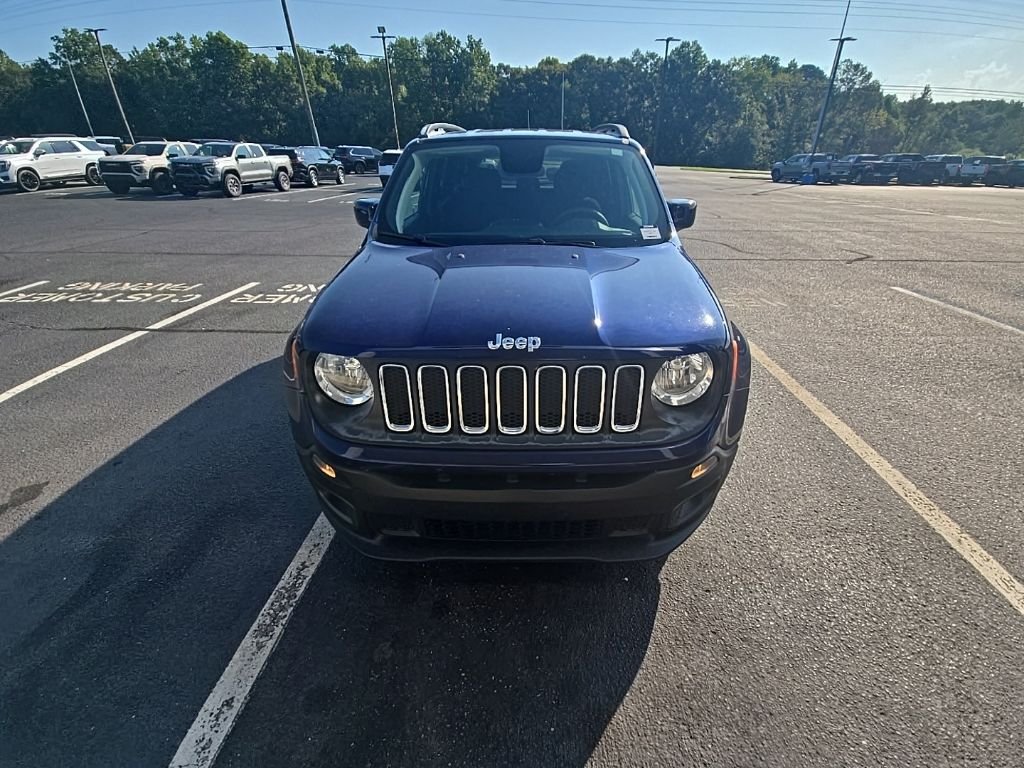 Used 2018 Blue Jeep Latitude image 5