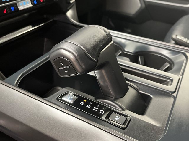 Used 2024 White Ford LARIAT image 31