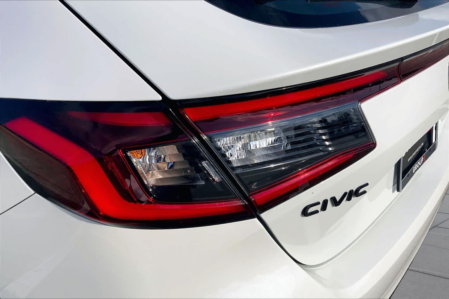 2026 Honda Civic Hatchback Sport - Photo 28
