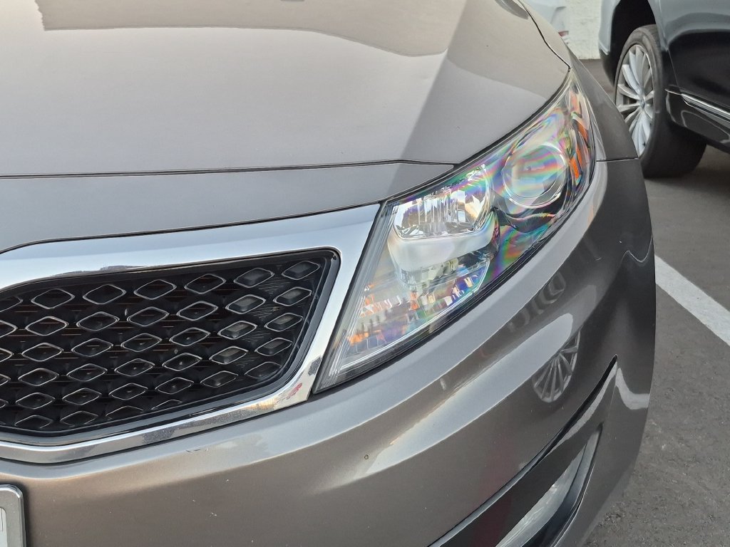 Used 2013 Silver Kia EX image 4