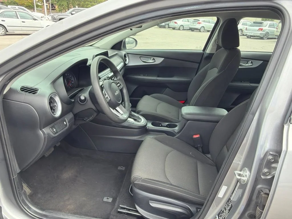 Used 2024 Steel Gray Kia LXS image 12