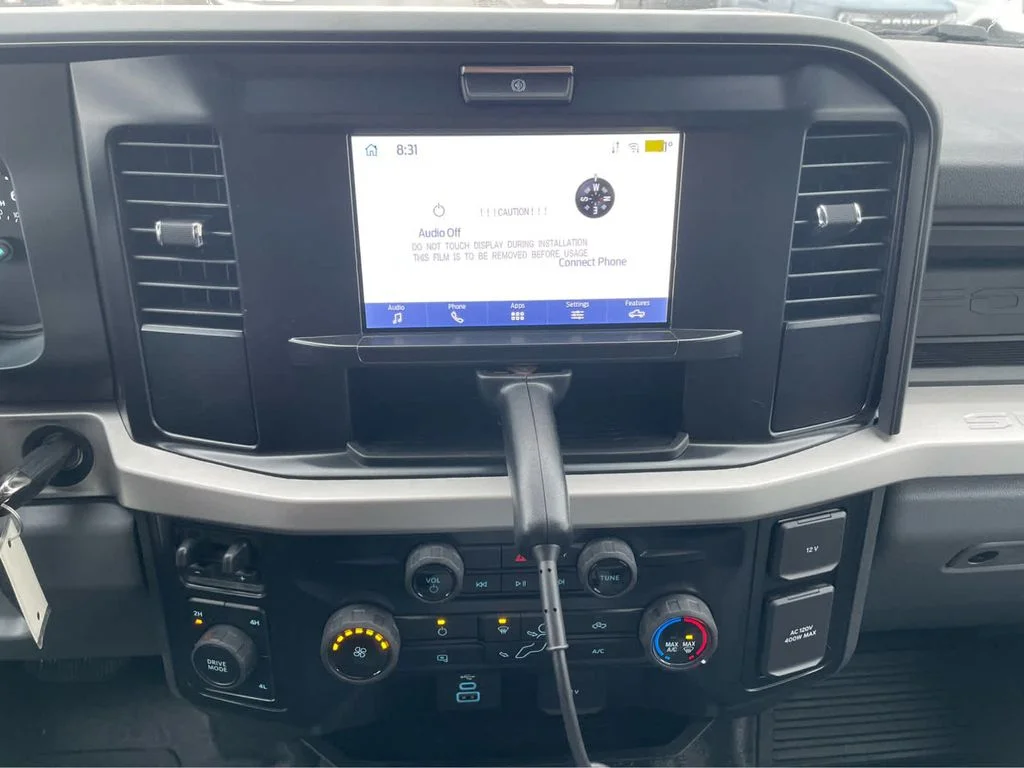 New 2025 Oxford White Ford F-550® XL image 21