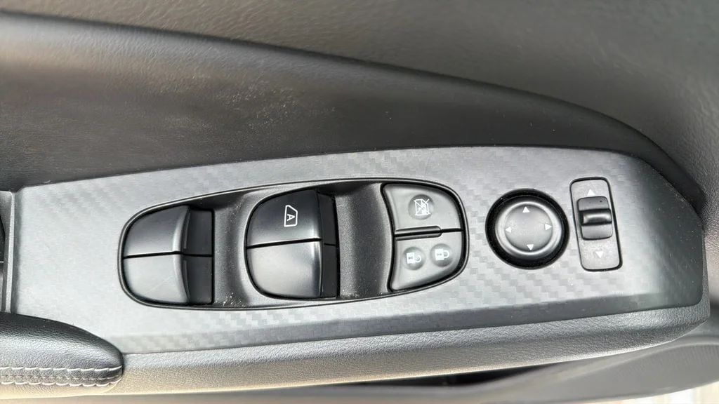 Used 2024 Brilliant Silver Nissan 2.5 SV image 20