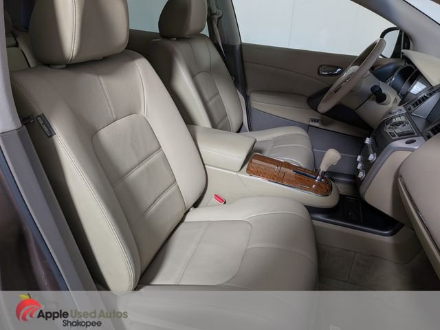 Used 2013 Brown Nissan LE image 57