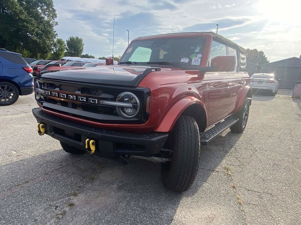 Used 2024 Chili Pepper Red Ford Outer Banks image 2