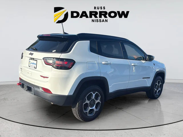 Used 2022 White Jeep Trailhawk image 5