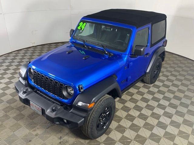 Used 2024 Blue Jeep Sport image 2