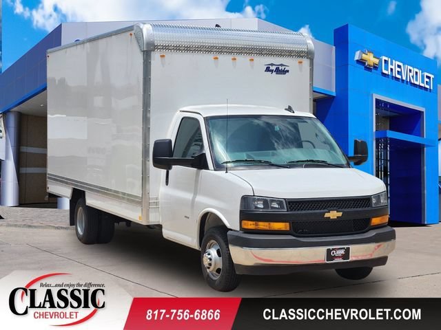 New 2026 Chevrolet Express Cutaway 3500 1WT