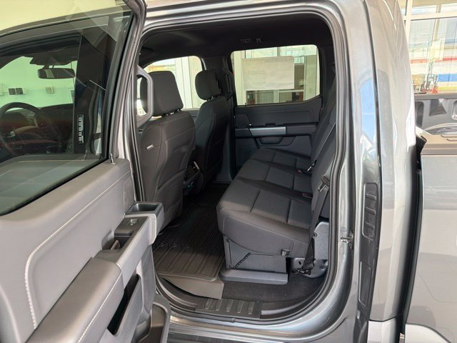 New 2026 Carbonized Gray Metallic Ford XLT image 57