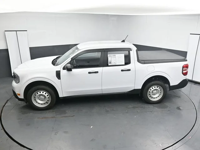Used 2024 White Ford XL image 20