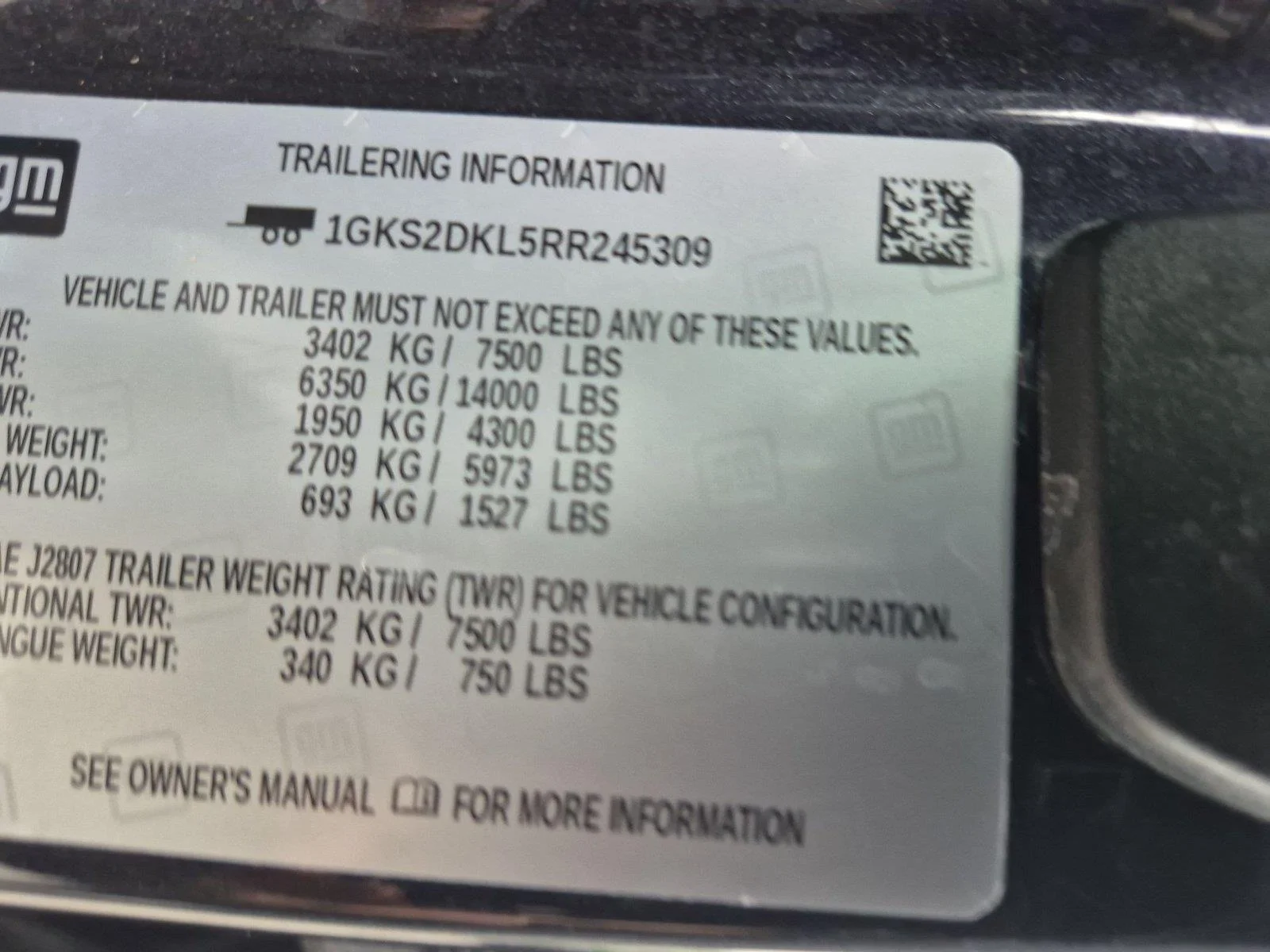 Used 2024 Onyx Black GMC Denali image 36
