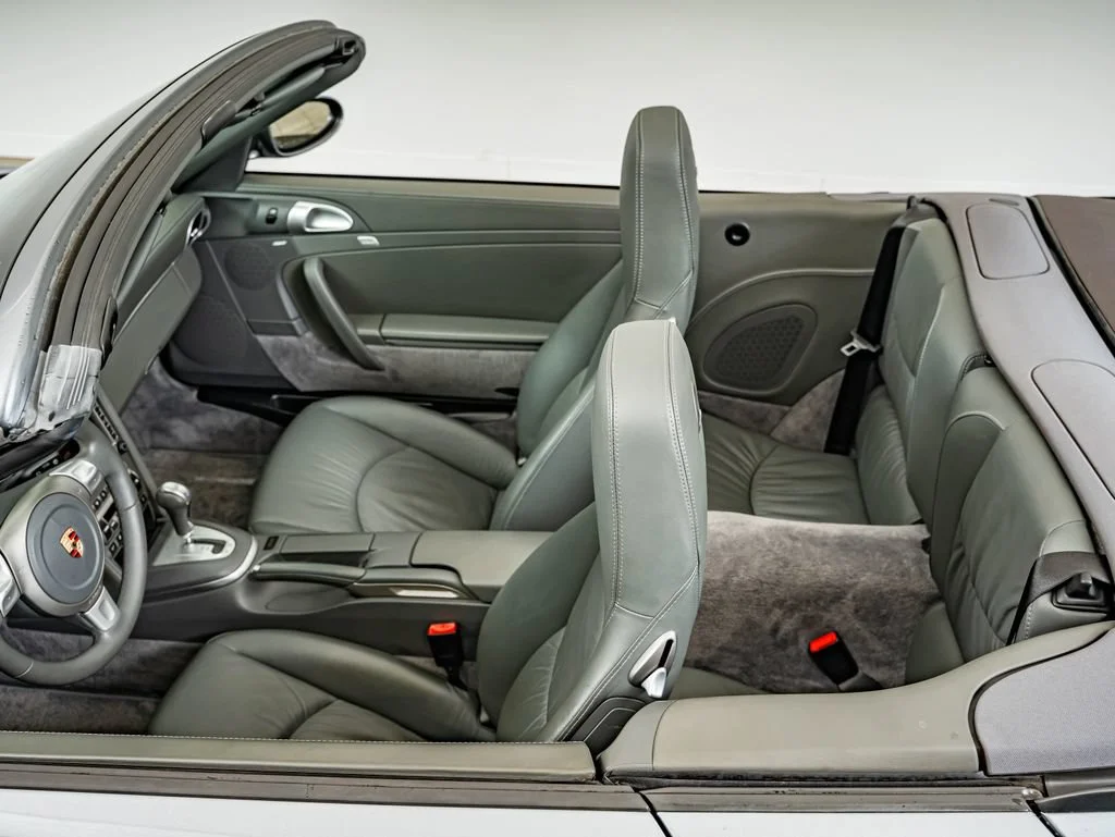 Used 2006 Seal Grey Porsche Carrera S image 29