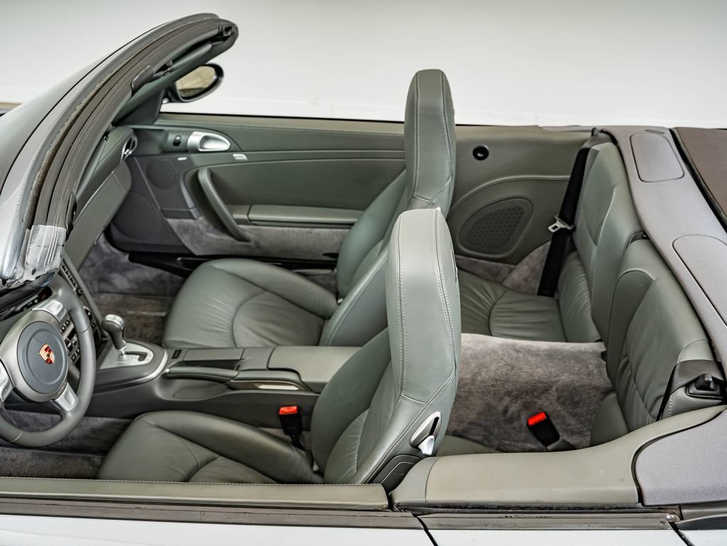 Used 2006 Seal Grey Porsche Carrera S image 29