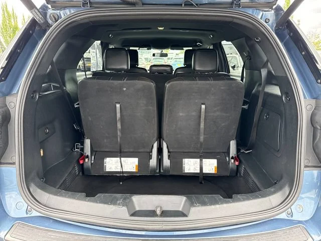 Used 2018 Blue Metallic Ford XLT image 13