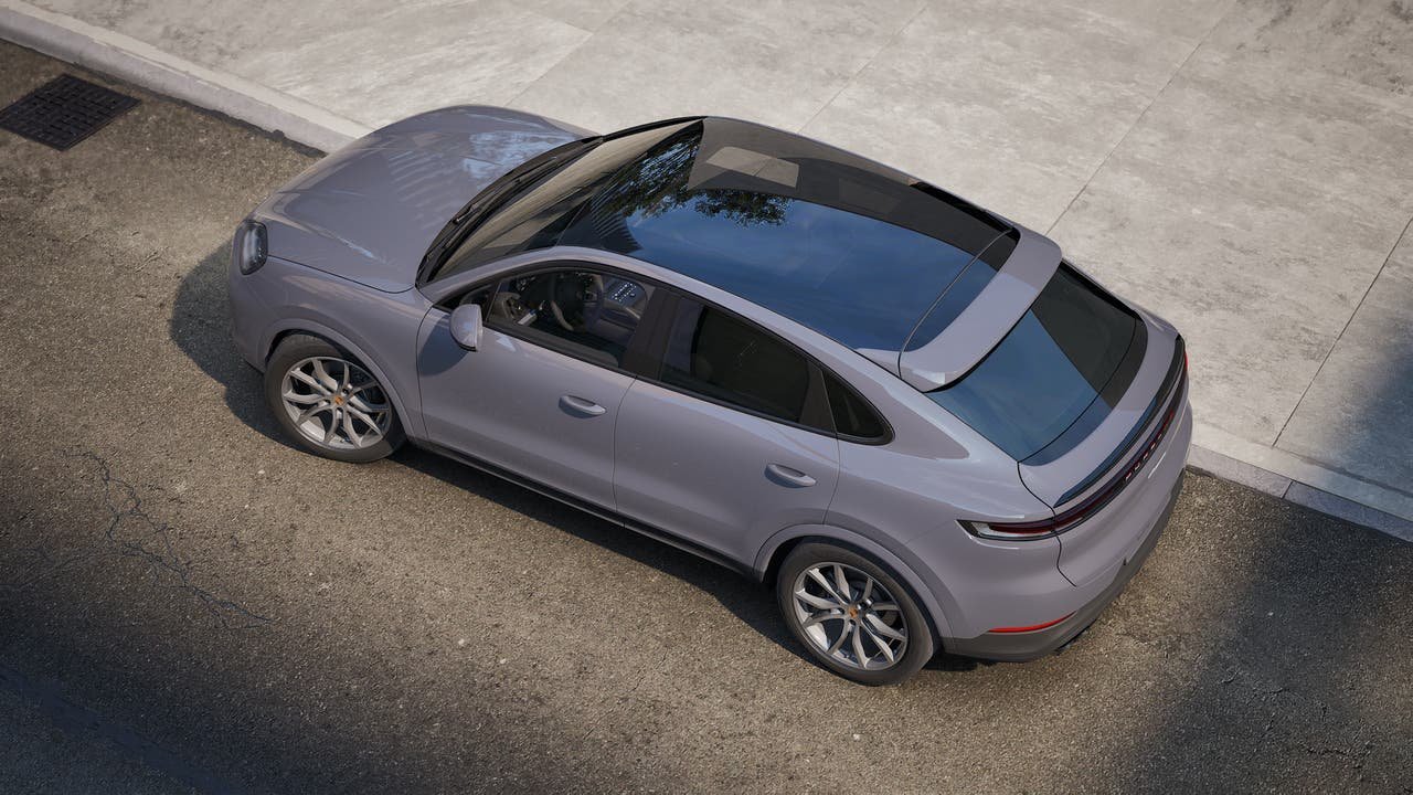 New 2027 Arctic Grey Porsche Coupe image 4