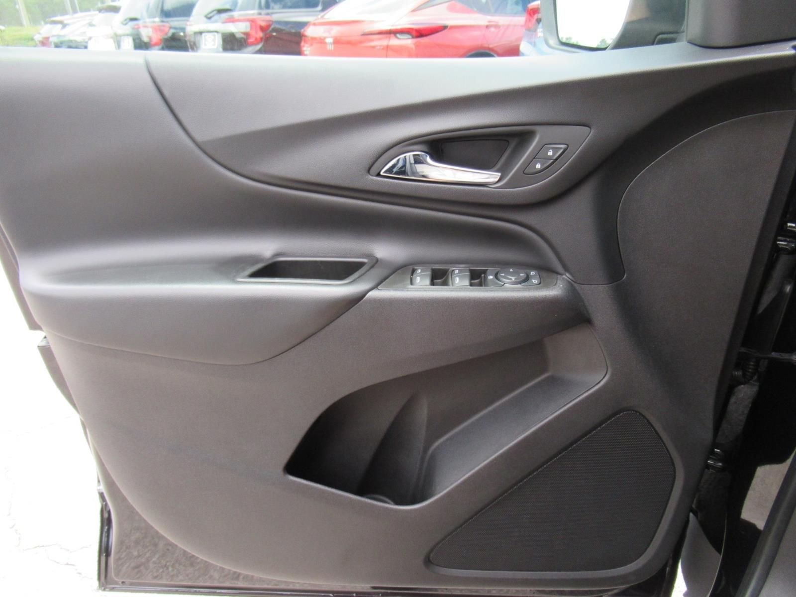 Used 2022 Black Chevrolet LT image 19