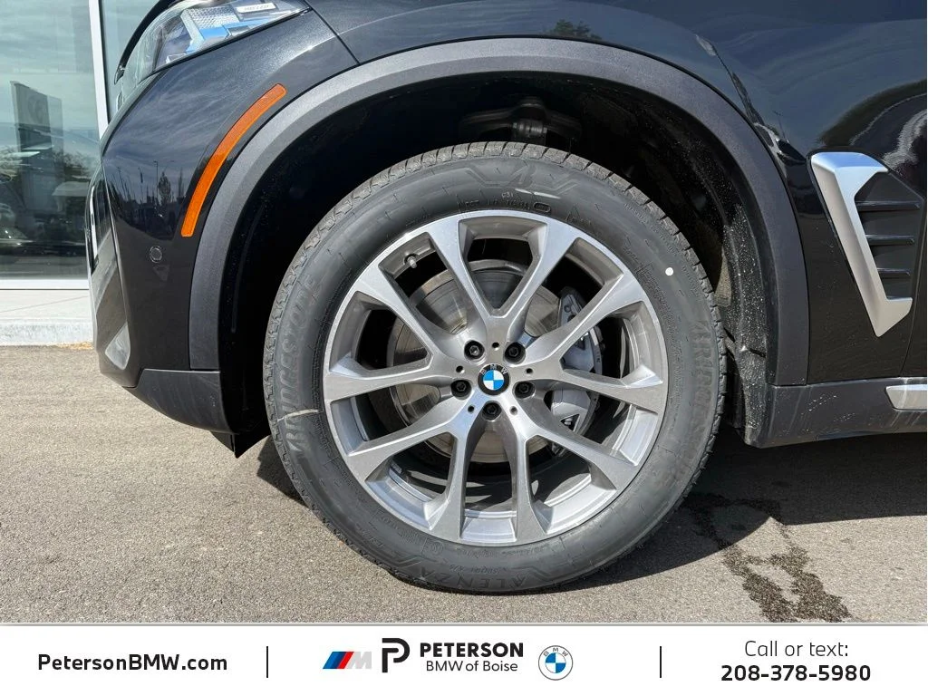 New 2026 Black BMW xDrive40i image 35