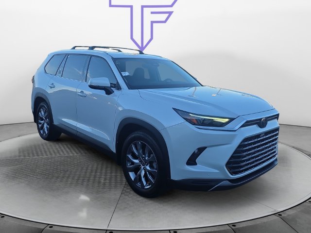 Certified Used 2024 Pearl Toyota Limited image 9