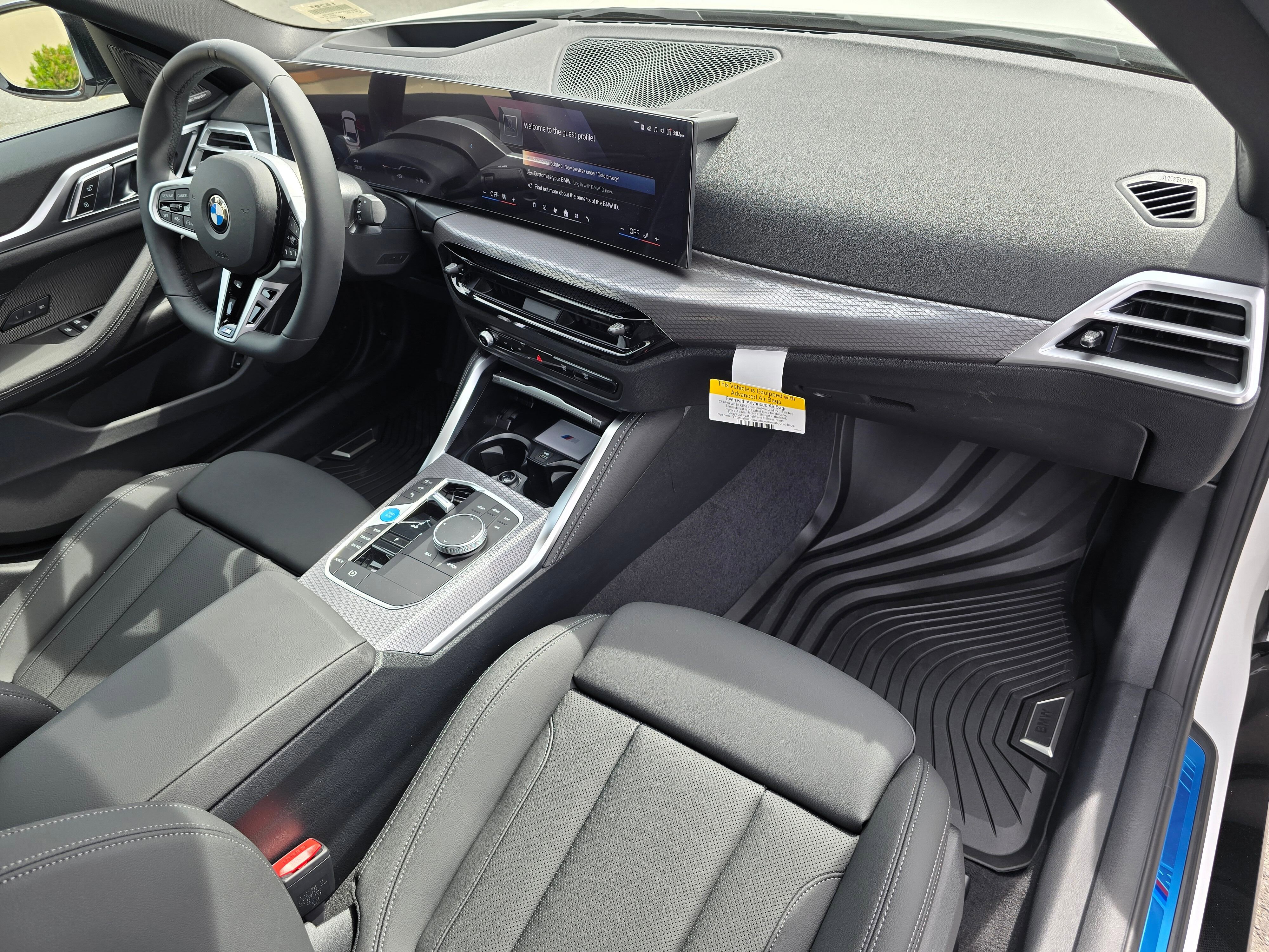 New 2026 Mineral White Metallic BMW xDrive40 image 48