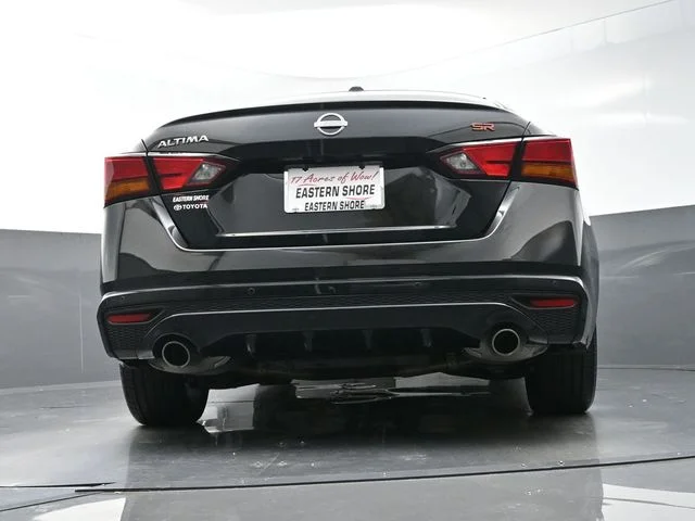 Used 2025 Black Nissan 2.5 SR image 35