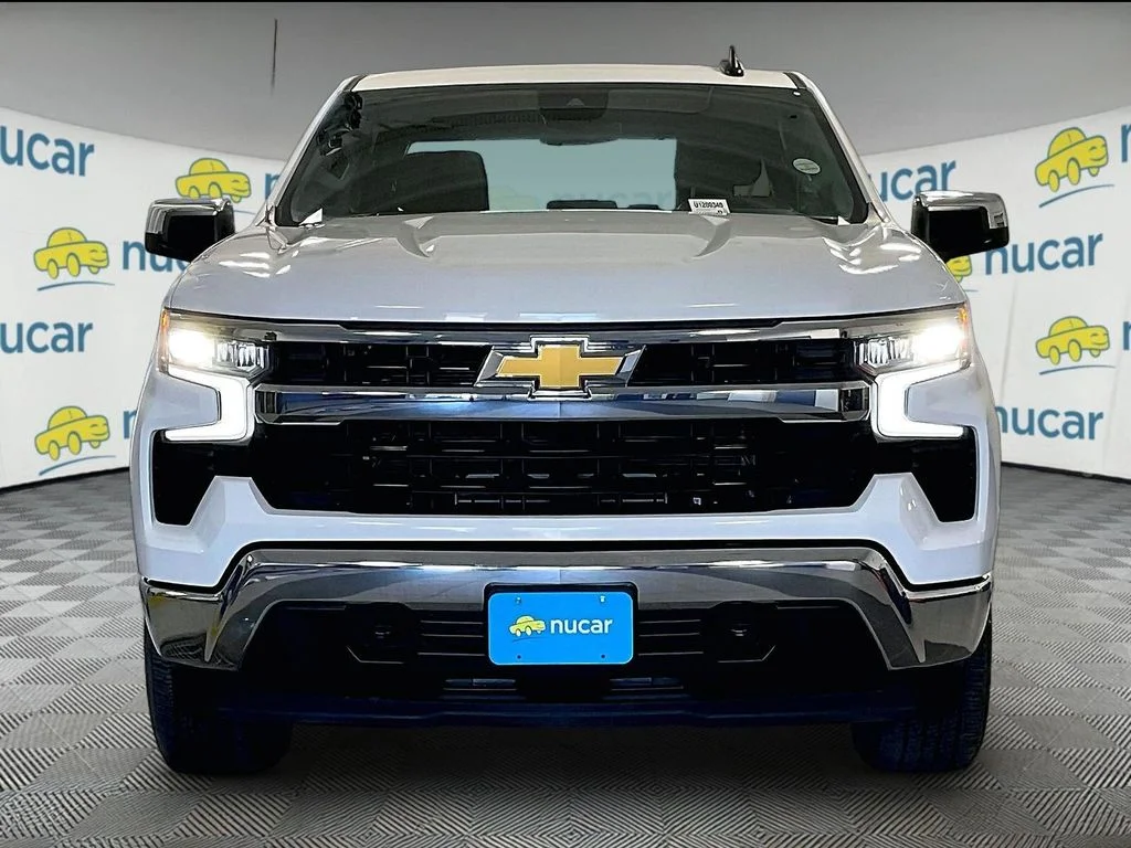 Used 2024 White Chevrolet LT image 2