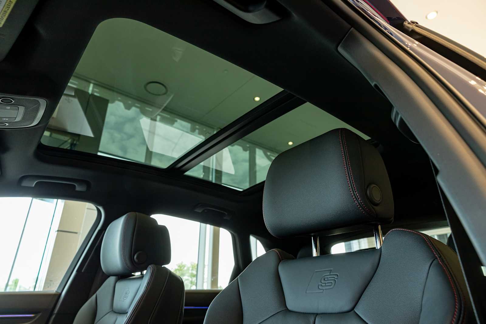 2025 Audi Q3 S Line Premium Plus - Photo 25