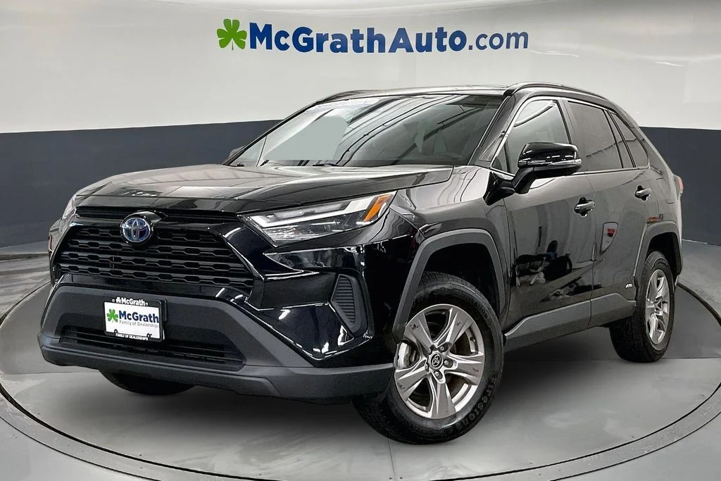 Used 2024 Black Toyota XLE image 2