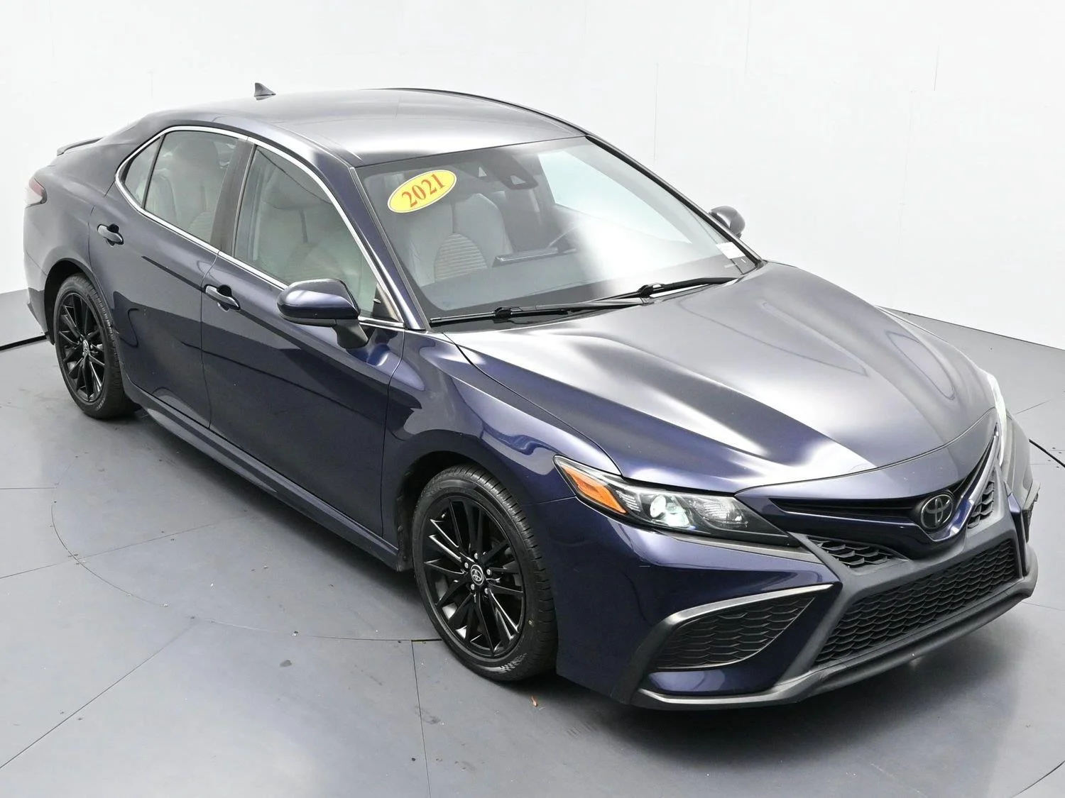 Used 2021 Blueprint Toyota SE image 32
