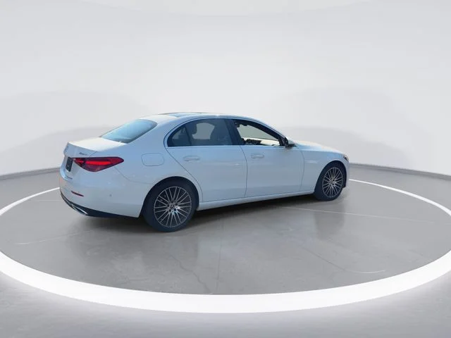 Used 2025  Mercedes-Benz C 300 image 8