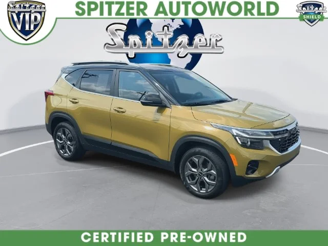 Certified Used 2024 Green Kia S image 2