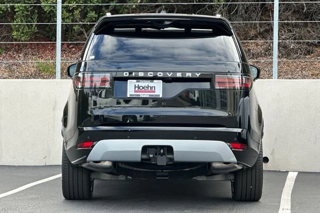New 2026 Santorini Black Land Rover  image 4