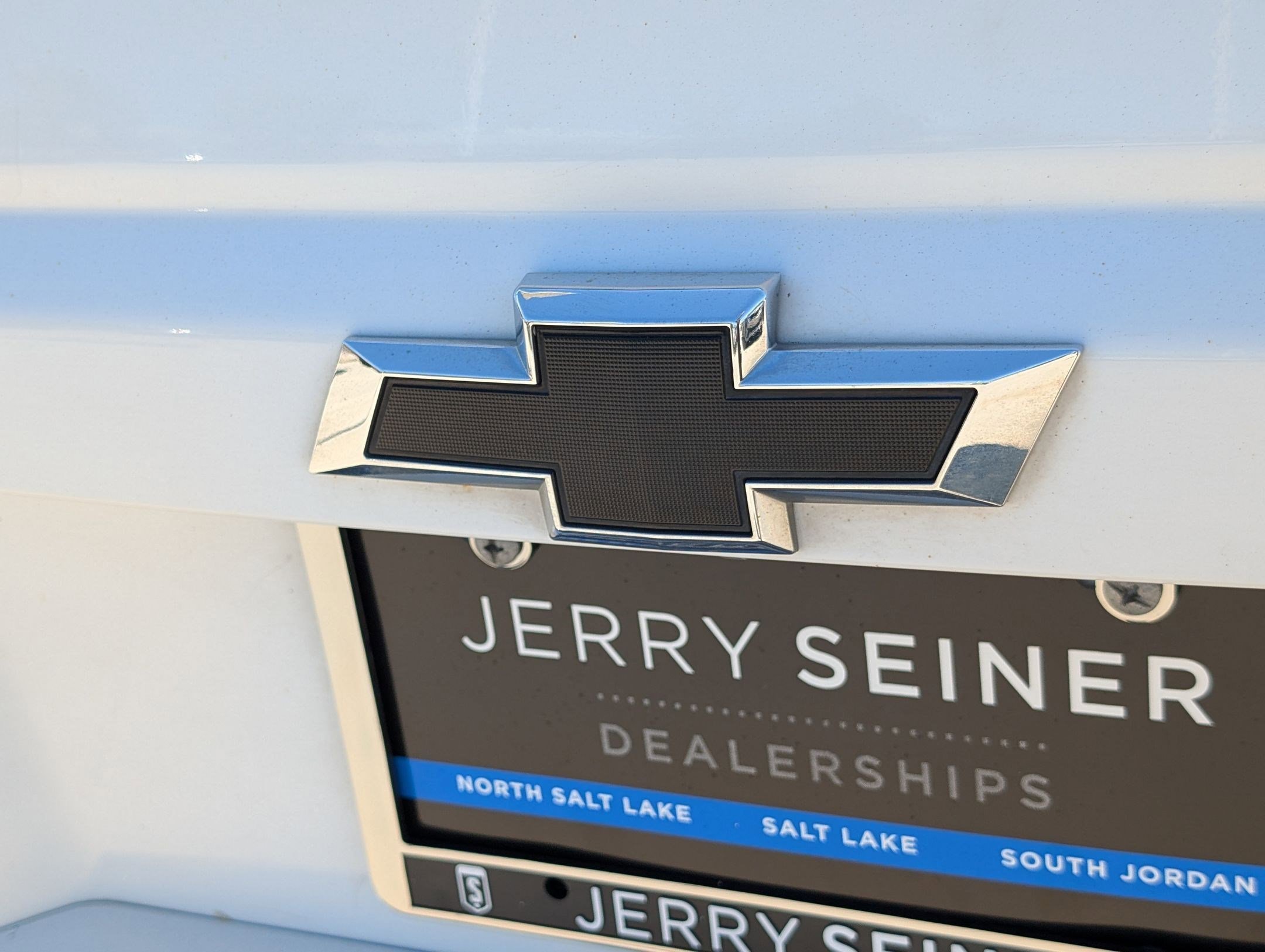 Used 2015 Summit White Chevrolet LT image 13
