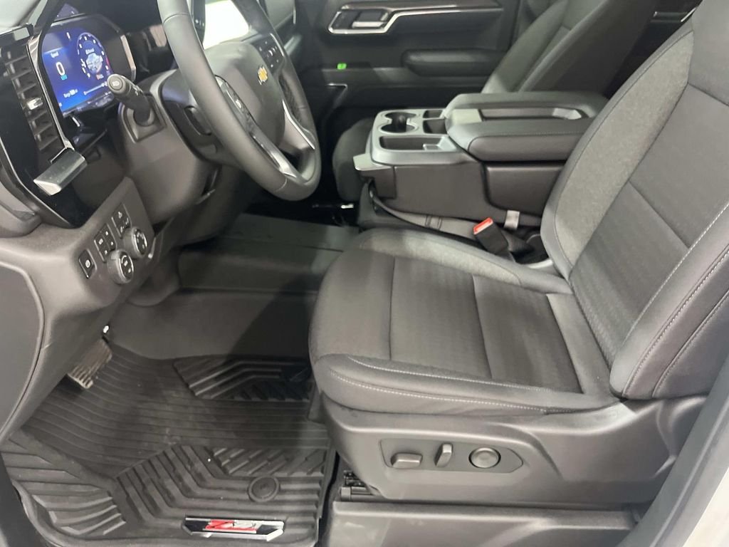New 2026 Summit White Chevrolet LT image 11