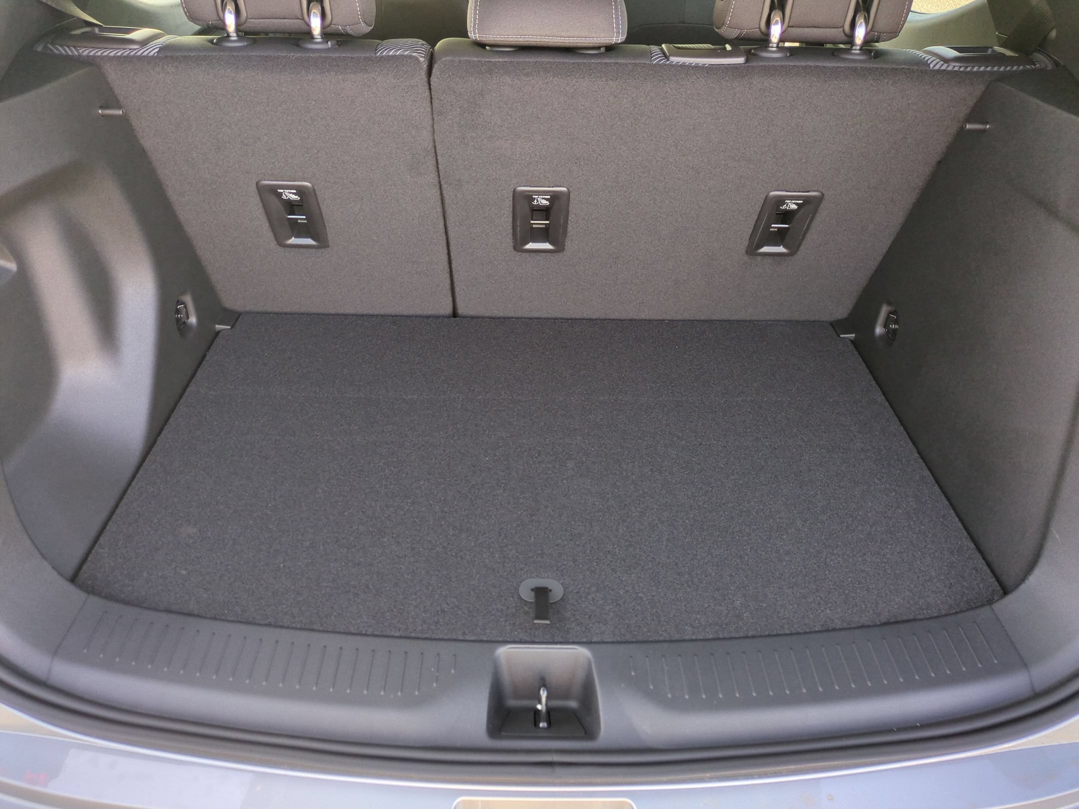 2027 Chevrolet Bolt LT - Photo 25