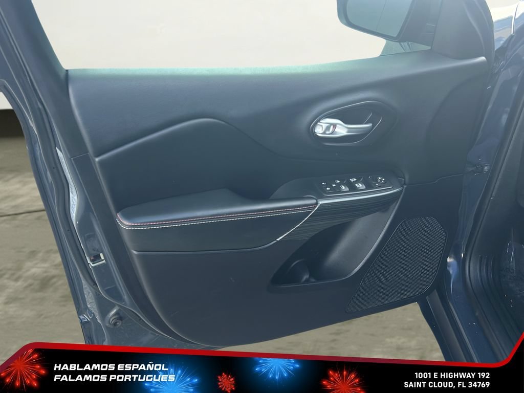 Used 2016 Gray Jeep 75th Anniversary image 10