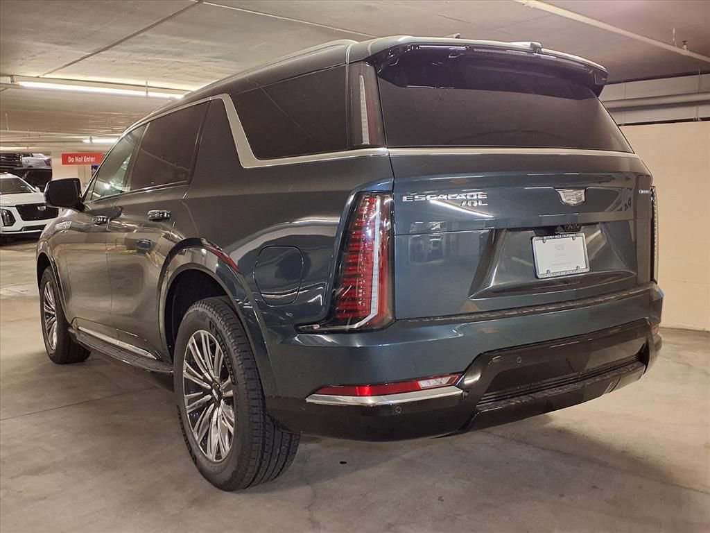 2026 Cadillac Escalade IQL Luxury - Photo 9