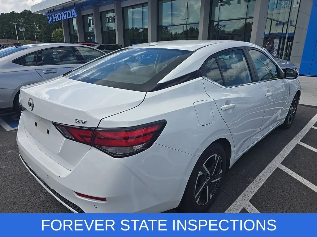 Used 2024 White Nissan SV image 4