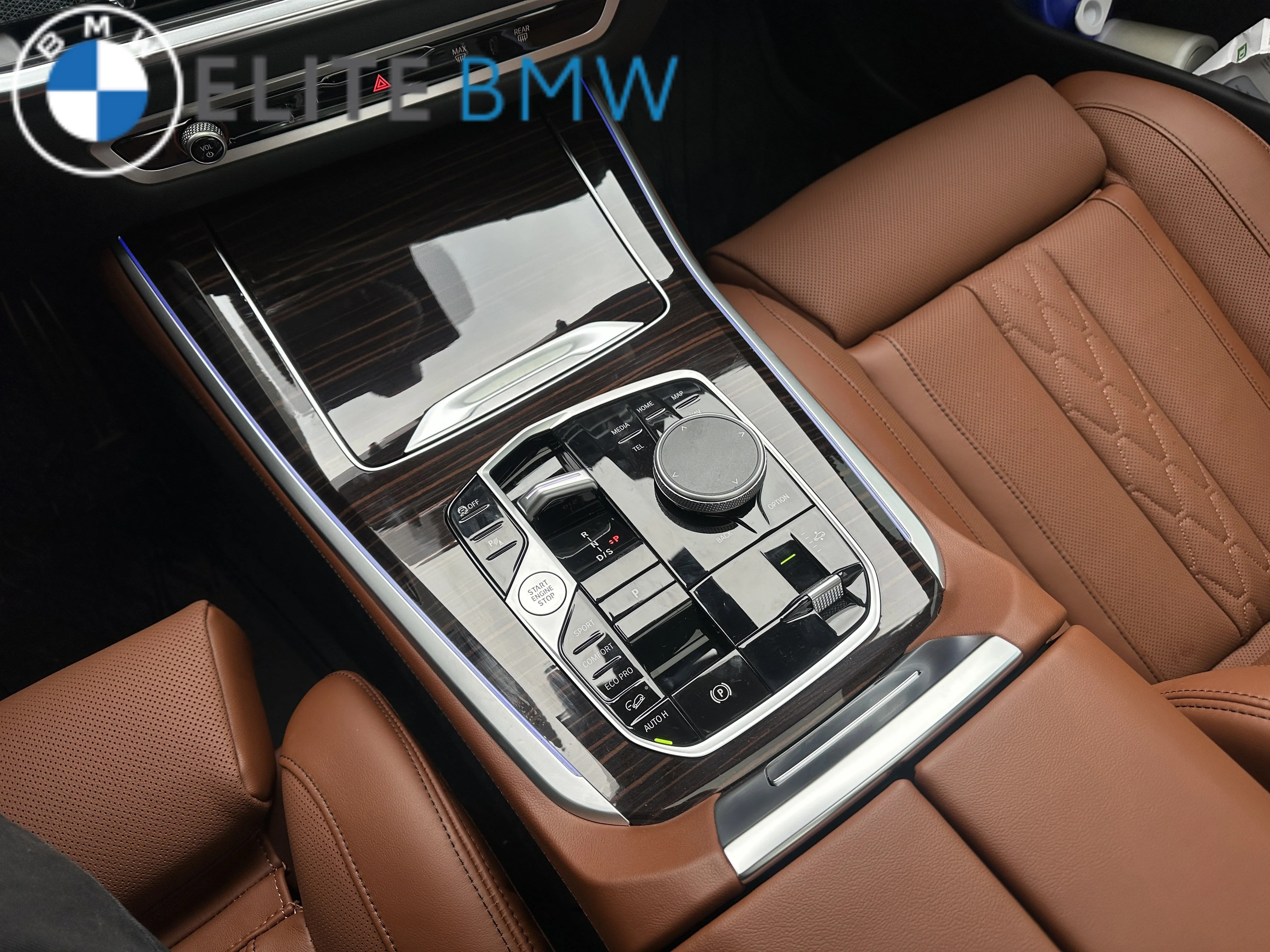 Used 2026 BLACK SAPPHIRE METALLIC BMW XDRIVE40I image 20