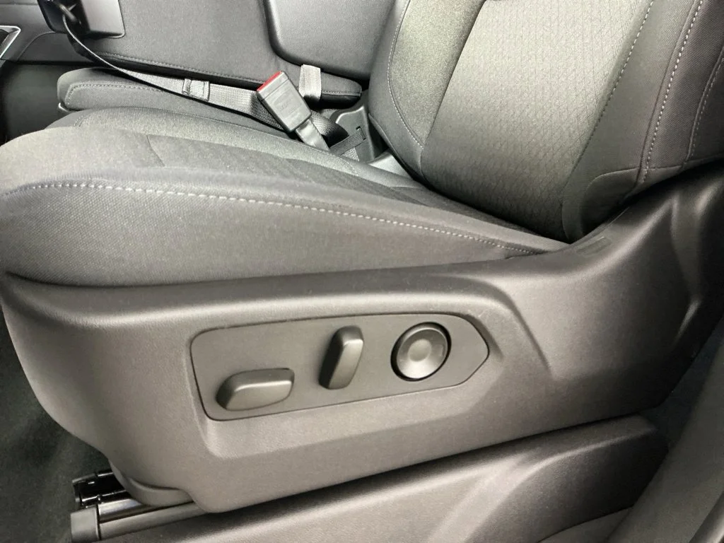 New 2026 White Chevrolet LT image 5