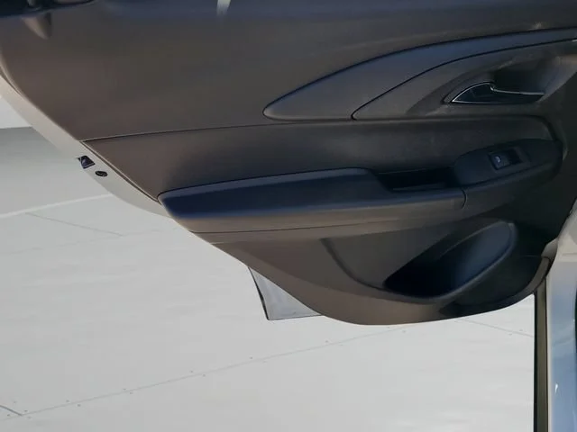 New 2026 Summit White Chevrolet LT image 17
