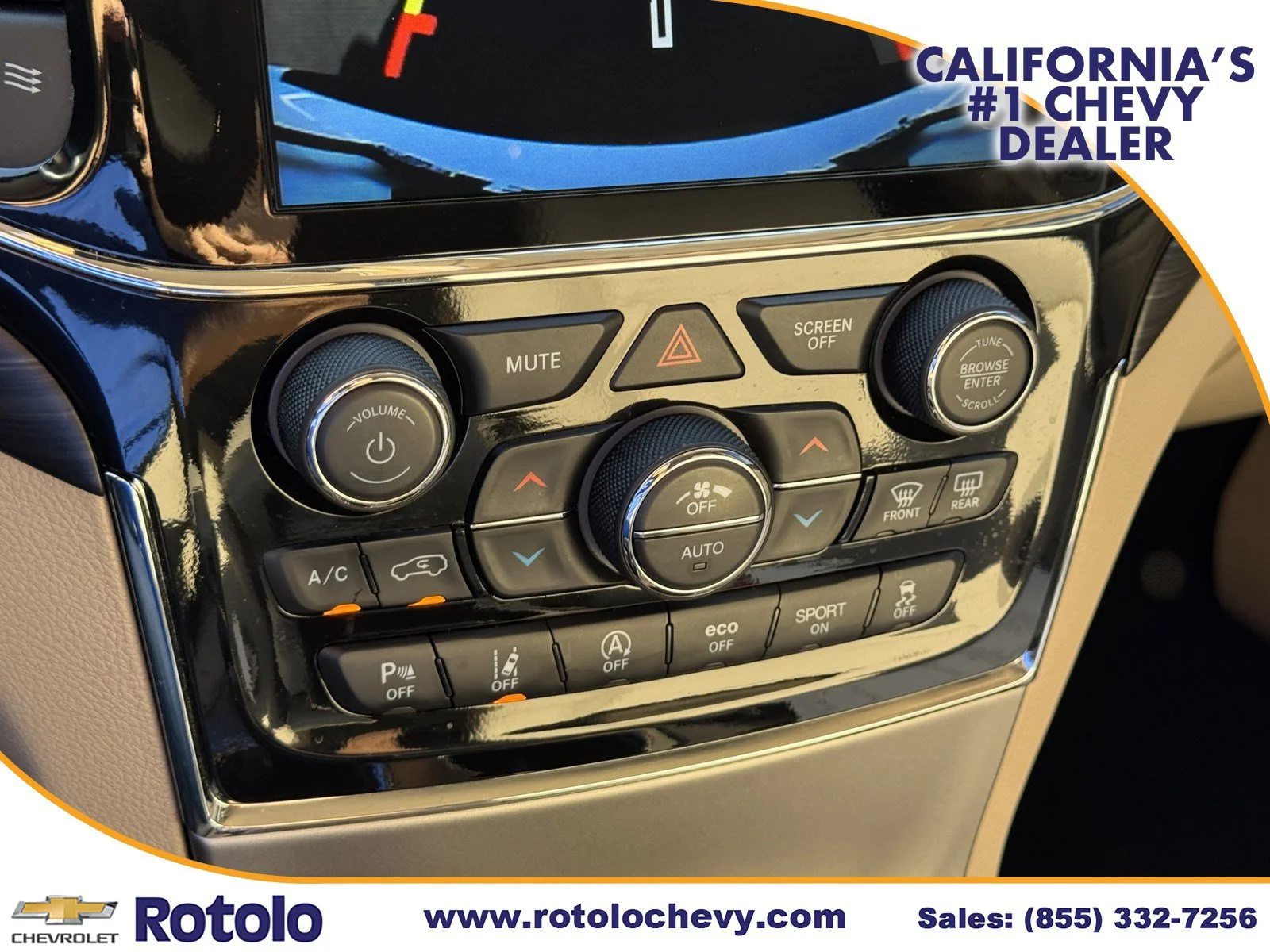 Used 2022 Bright White Clearcoat Jeep Laredo E image 18