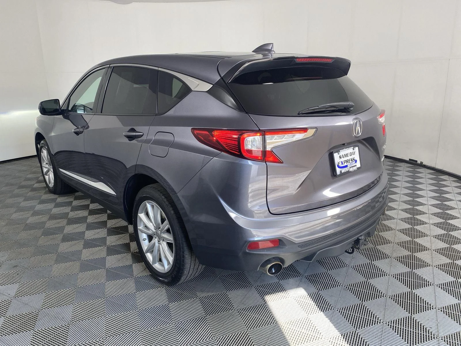 Used 2019 Modern Steel Metallic Acura SH-AWD image 5