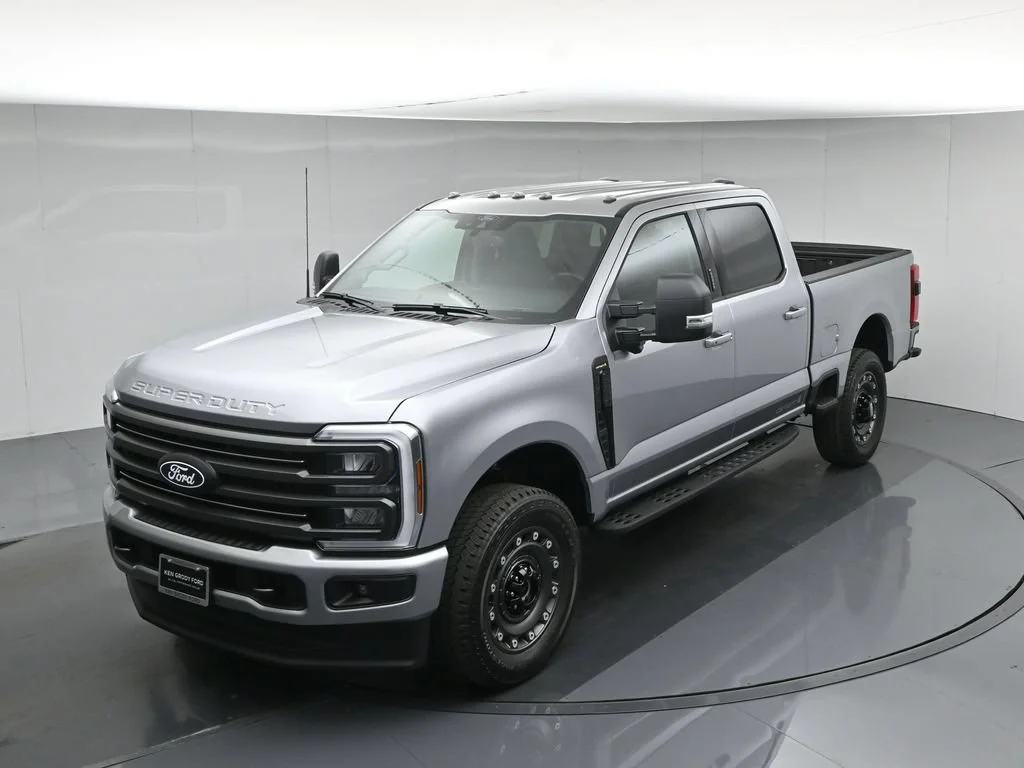 New 2027 Iconic Silver Metallic Ford XLT image 39