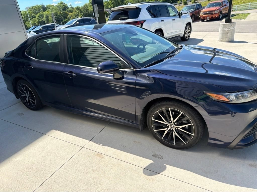 Used 2021 Blueprint Toyota SE image 3