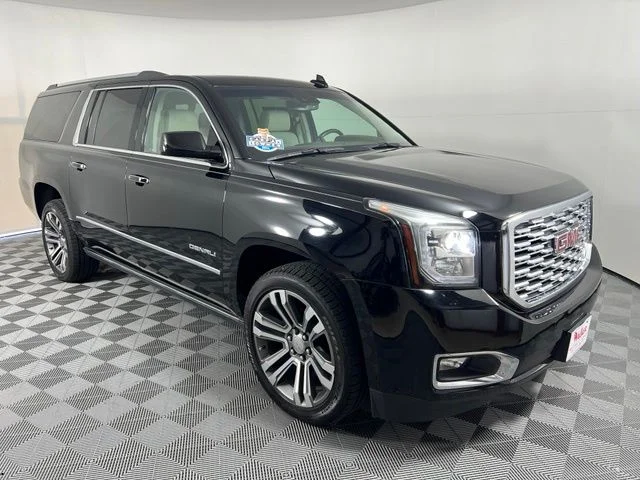 Used 2019 Onyx Black GMC Denali image 1